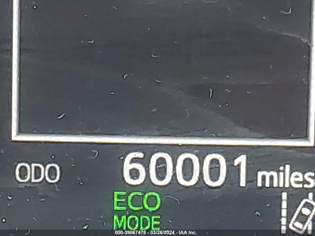 Toyota RAV4 LE 2018 JTMBFREV3JJ260517 Image 15