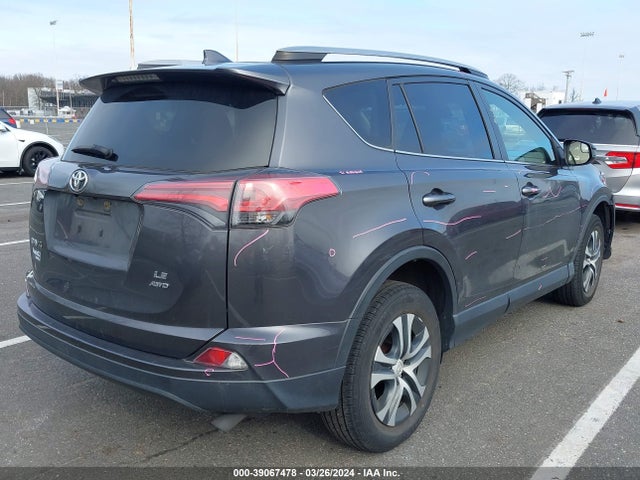 Toyota RAV4 LE 2018 JTMBFREV3JJ260517 Image 4