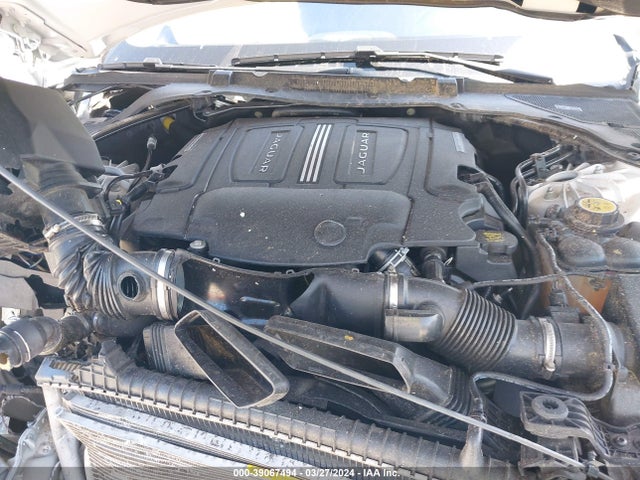 2017 JAGUAR XE SAJAE4BV9HA956896 Photo 9