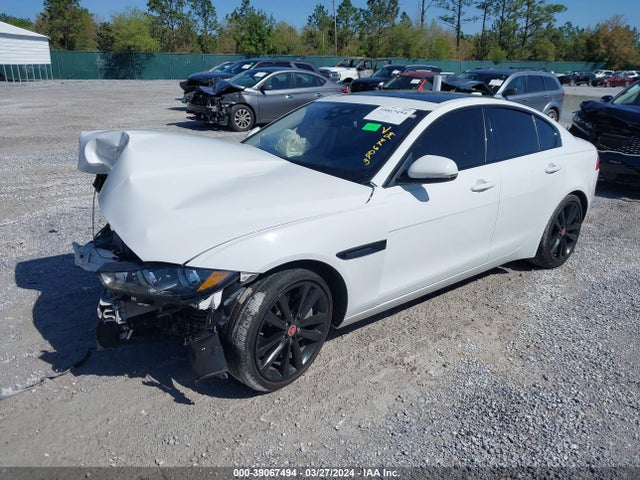 2017 JAGUAR XE SAJAE4BV9HA956896 Photo 1
