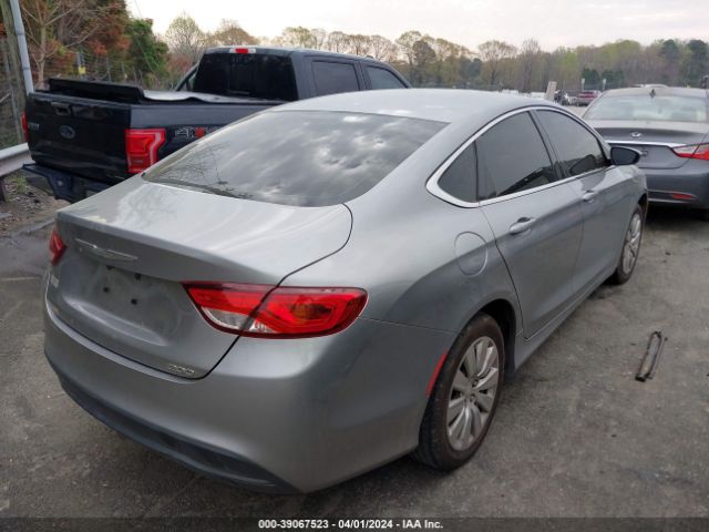 1C3CCCFB2HN512473 Chrysler 200 LX