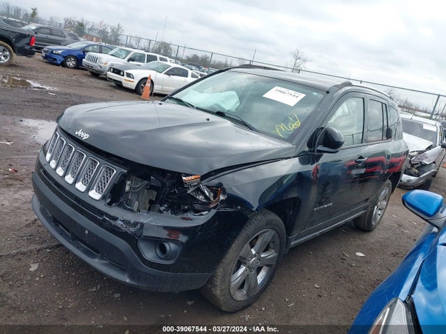 Jeep Compass Latitude 2014 1C4NJCEB0ED690606 Image 2