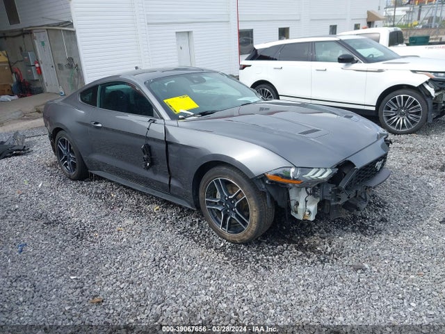 2022 1FA6P8TH5N5145797 main image