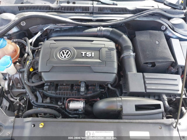 3VWD17AJ4EM245268 Volkswagen Jetta 1.8t Se