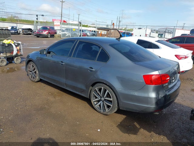 3VWD17AJ4EM245268 Volkswagen Jetta 1.8t Se
