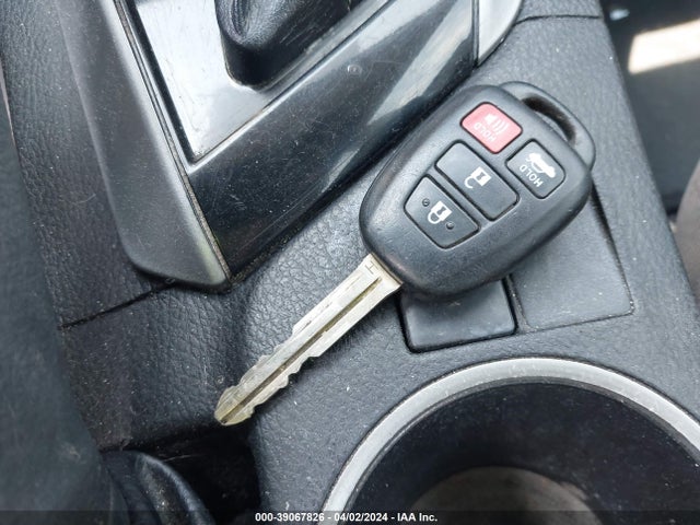 Toyota COROLLA LE 2016 5YFBURHE9GP467533 Image 11