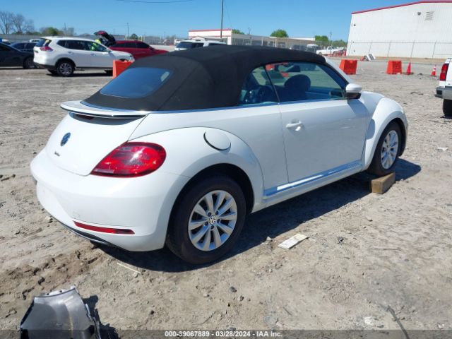2018 VOLKSWAGEN BEETLE 3VW5DAAT8JM507054 Photo 3