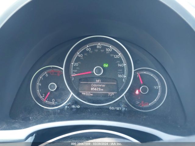 2018 VOLKSWAGEN BEETLE 3VW5DAAT8JM507054 Photo 6