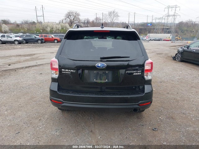 Subaru Forester 2.5i Limited 2017 JF2SJAJC0HH592857 Image 17