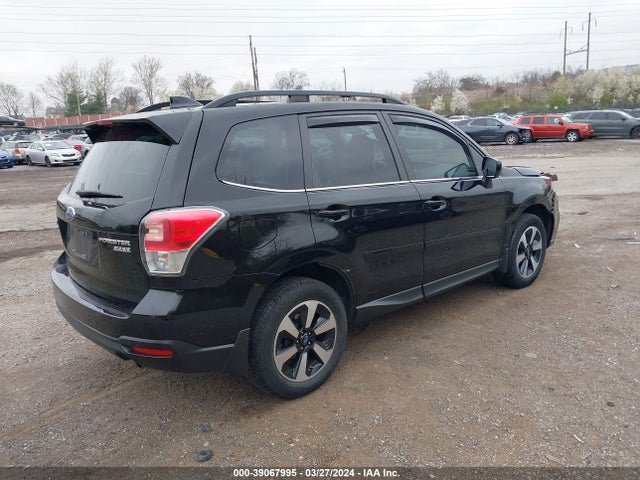 Subaru Forester 2.5i Limited 2017 JF2SJAJC0HH592857 Image 4