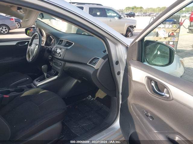 Nissan SENTRA S 2017 3N1AB7AP1HY322850 Image 5