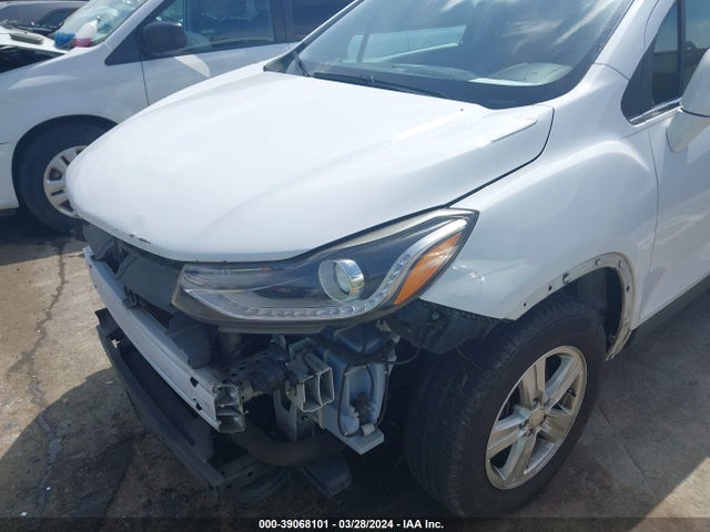 Chevrolet Trax Lt 2017 3GNCJLSB8HL159722 Image 16