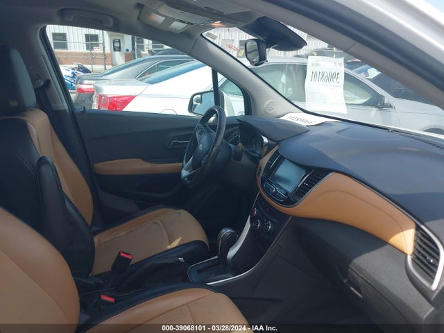 Chevrolet Trax Lt 2017 3GNCJLSB8HL159722 Image 5