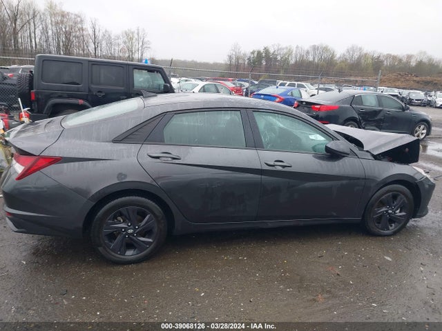 Hyundai ELANTRA SEL 2022 5NPLM4AG6NH076305 Image 14