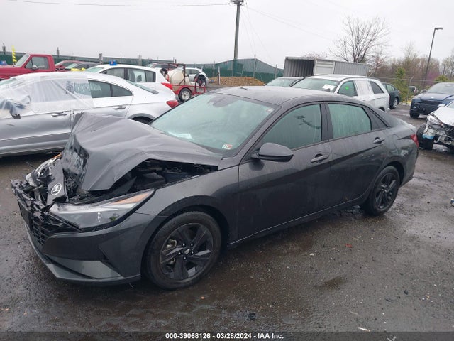 Hyundai ELANTRA SEL 2022 5NPLM4AG6NH076305 Image 2