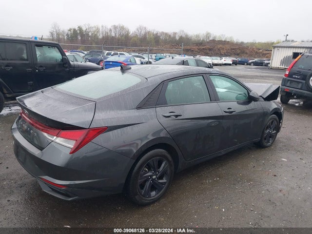 Hyundai ELANTRA SEL 2022 5NPLM4AG6NH076305 Image 4
