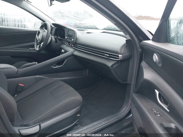 Hyundai ELANTRA SEL 2022 5NPLM4AG6NH076305 Image 5