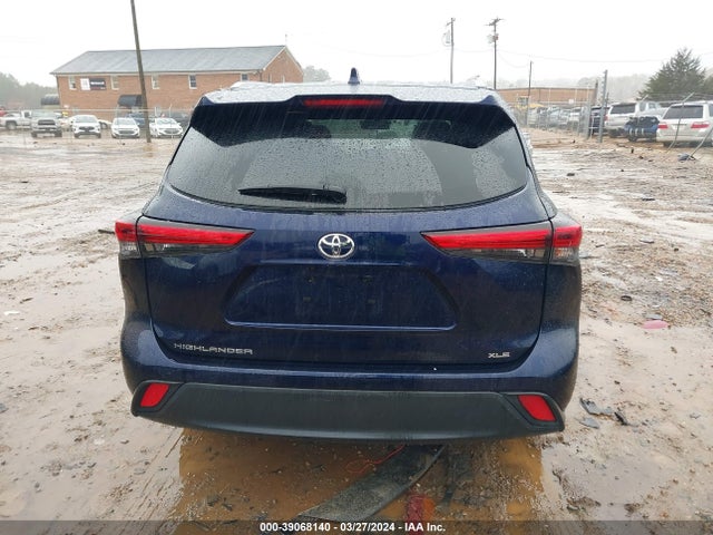 Toyota Highlander Xle 2022 5TDHZRAH5NS103646 Image 17