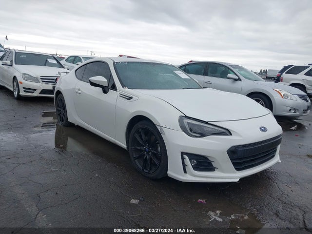 2018 JF1ZCAC11J8601368 main image