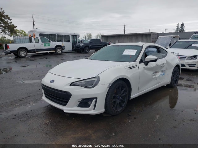 Subaru Brz Limited 2018 JF1ZCAC11J8601368 Image 2