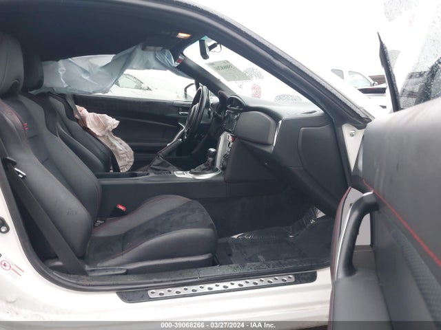 Subaru Brz Limited 2018 JF1ZCAC11J8601368 Image 5