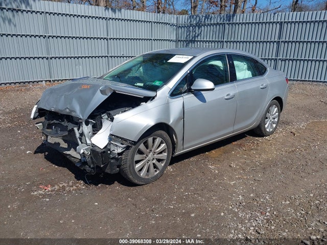 Buick Verano 2016 1G4PP5SK9G4130458 Image 2