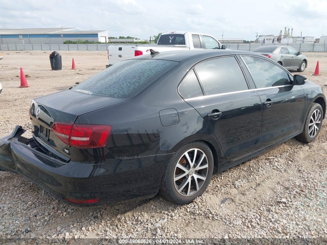 3VWDB7AJ8JM251694 Volkswagen Jetta 1.4t Se/1.4t Wolfsburg Edition