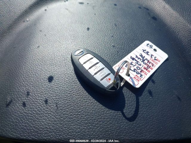 KNMAT2MVXKP549387 Nissan ROGUE SV