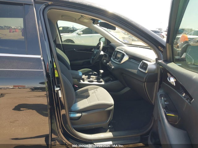 KIA Sorento 2.4l Lx 2019 5XYPG4A30KG575321 Image 5