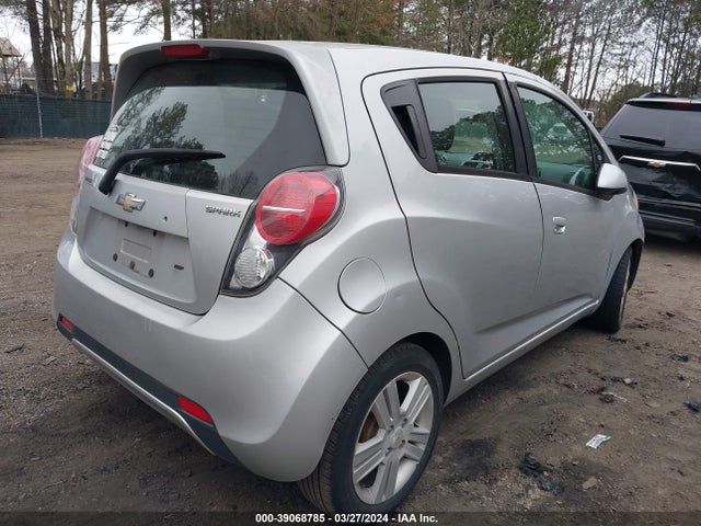 Chevrolet Spark 1lt Auto 2014 KL8CD6S9XEC564592 Image 4