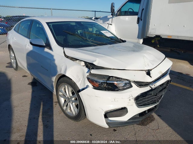 2018 1G1ZD5ST3JF146724 main image