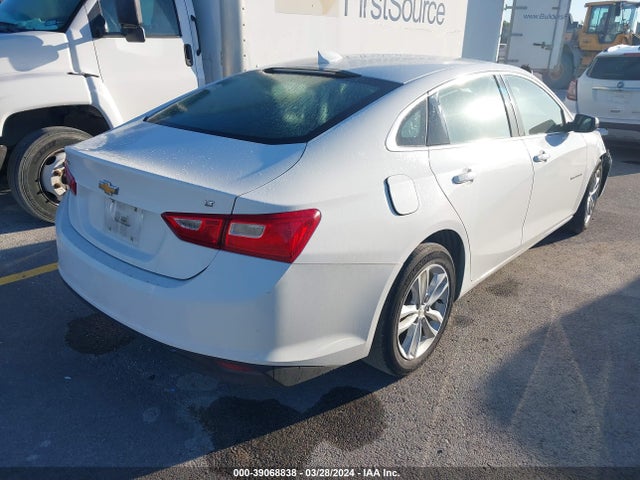 Chevrolet MALIBU LT 2018 1G1ZD5ST3JF146724 Image 4