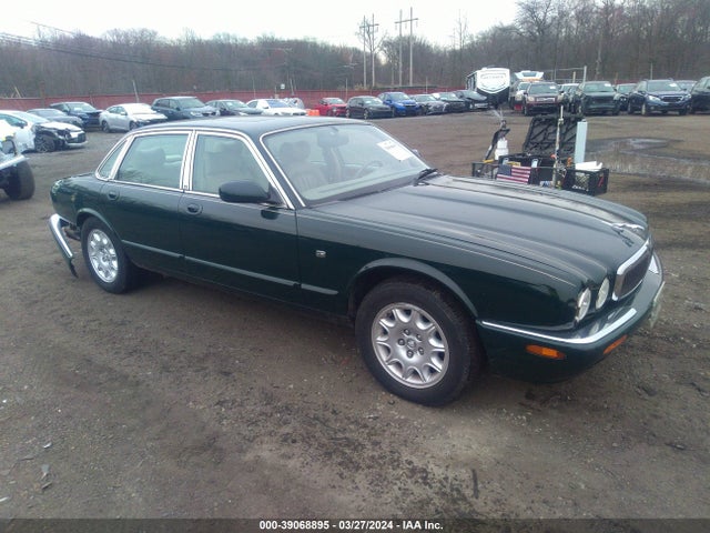 1999 JAGUAR XJ8 SAJHX1049XC865745 Photo 0