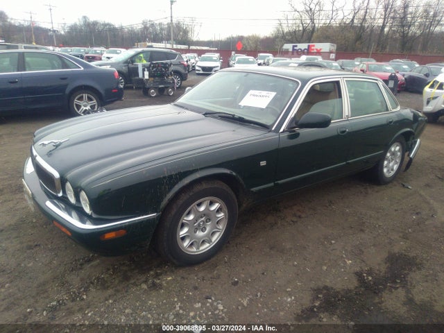 1999 JAGUAR XJ8 SAJHX1049XC865745 Photo 1