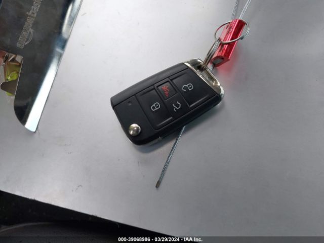 WVWPR7AU9KW919123 Volkswagen E-golf Sel Premium