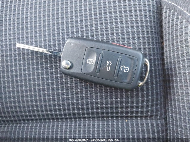 WVWDB7AJ2EW007967 Volkswagen Golf 2.5l