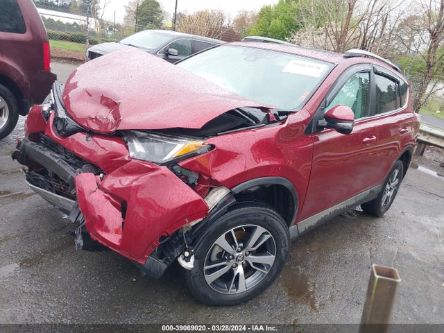 Toyota Rav4 Xle 2018 2T3WFREVXJW522164 Image 2