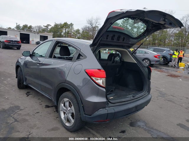 Honda HR-V LX 2019 3CZRU6H31KG709350 Image 3