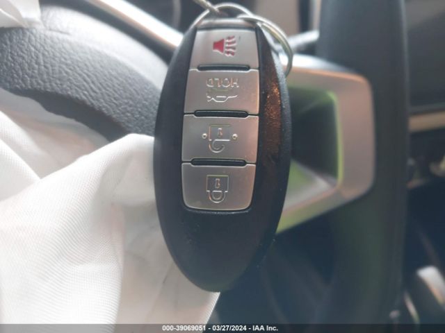 3N1CN8EV9ML840260 Nissan Versa Sv Xtronic Cvt