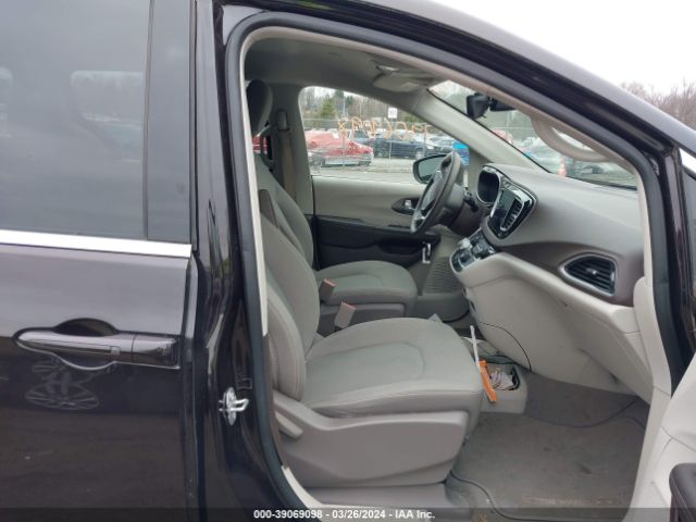 2017 CHRYSLER PACIFICA 2C4RC1DG5HR634885 Photo 4