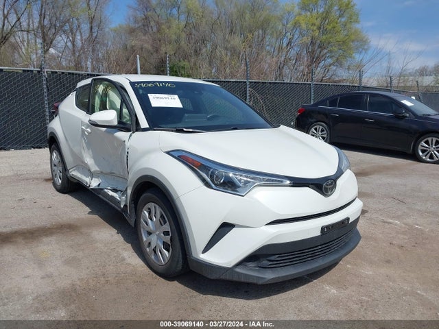 Toyota C-HR LE 2019 JTNKHMBX9K1020307 zdjęcie główne