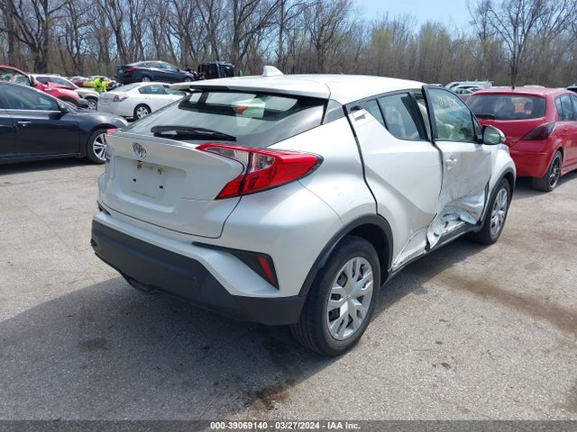 Toyota C-HR LE 2019 JTNKHMBX9K1020307 Image 4