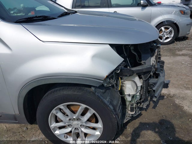 KIA SORENTO LX 2015 5XYKT3A64FG593367 Image 18