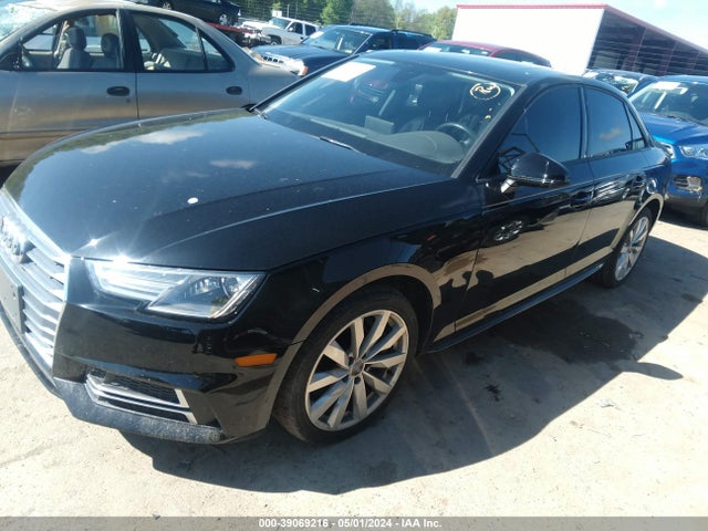2018 AUDI A4 WAUDNAF47JN017320 Photo 1