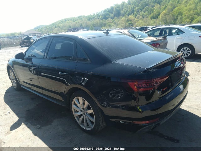2018 AUDI A4 WAUDNAF47JN017320 Photo 2