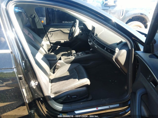 2018 AUDI A4 WAUDNAF47JN017320 Photo 4