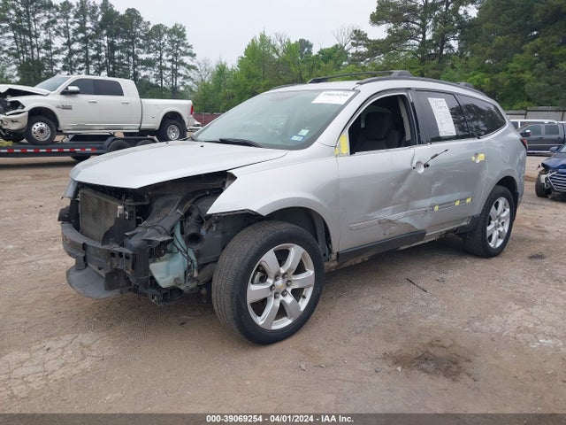 Chevrolet Traverse 1lt 2017 1GNKRGKD8HJ352313 Image 2