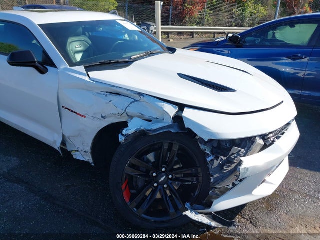 Chevrolet CAMARO 2SS 2017 1G1FH1R77H0209586 Image 6