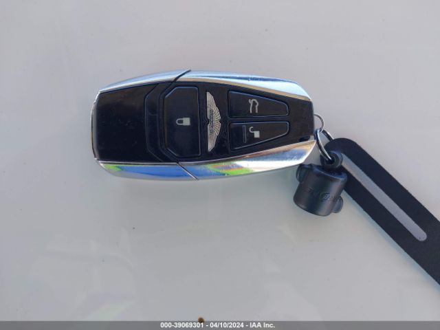 2019 ASTON MARTIN DB11 SCFRMFCW8KGM06814 Photo 10