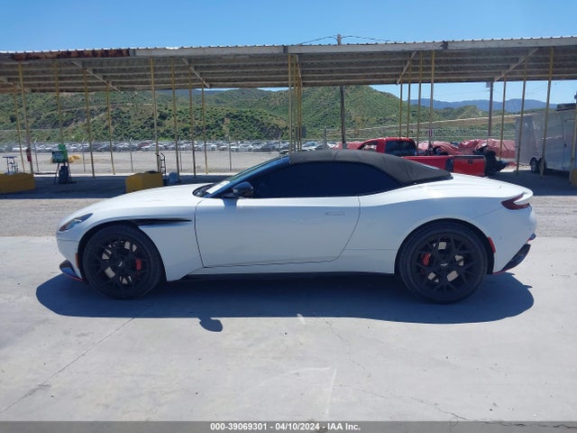 Aston Martin Db11 Volante 2019 SCFRMFCW8KGM06814 Image 14